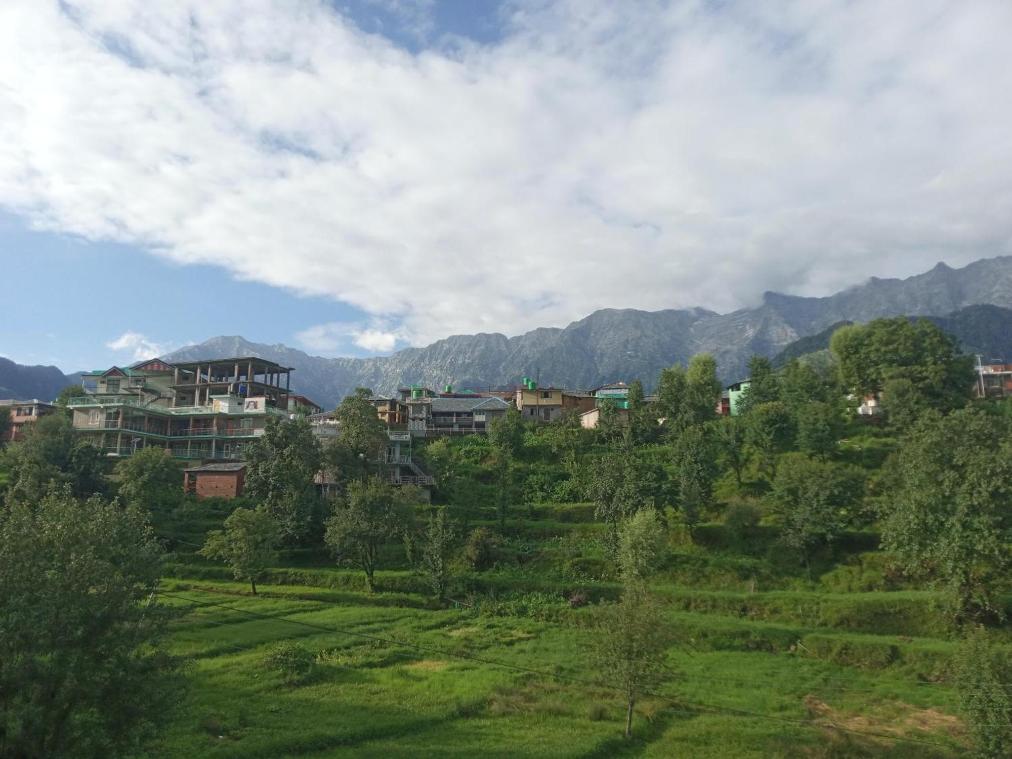 Nirmal Homestay Dharamshala Buitenkant foto